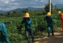 Nỗ lực hoàn thành các công trình điện trước mùa mưa bão